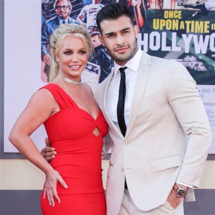 Britney Spears Says She’s Pregnant & Could Be Expecting Twins: ‘I Am Having A Baby’