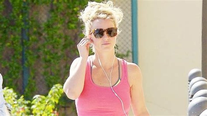 Britney Spears Seen ‘Sweating’ In Short Shorts & A Bra Top In Sexy New Dance Video