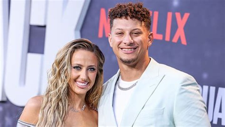 Brittany Mahomes Slams ‘Rude’ People Amid Taylor Swift Friendship – Hollywood Life