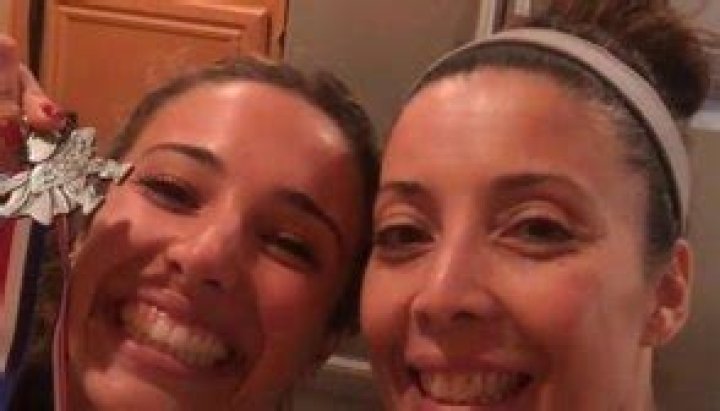 Cameron Dallas FaceTimes Shirtless With His Mom & Sister