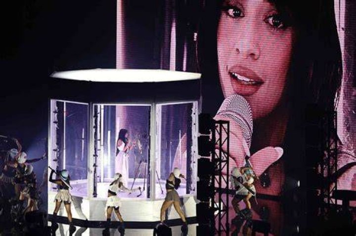 Camila Cabello Gets The VMAs On Their Feet With Vibrant, Flamenco-Style Performance Of ‘Don’t Go Yet’