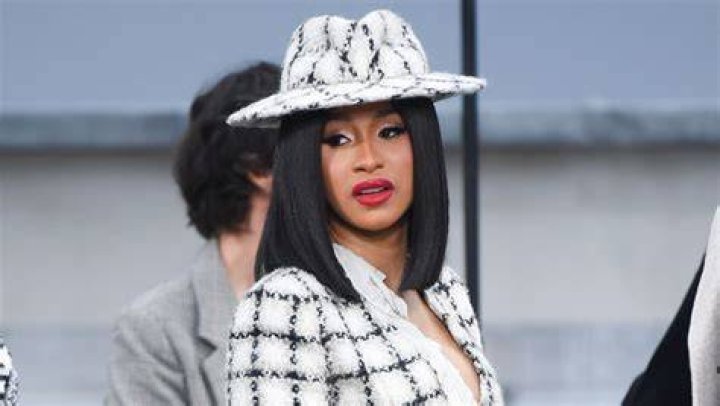 Cardi B Claps Back To ‘Wap’ Lyrics & Dr. Seuss Comparison – Hollywood Life