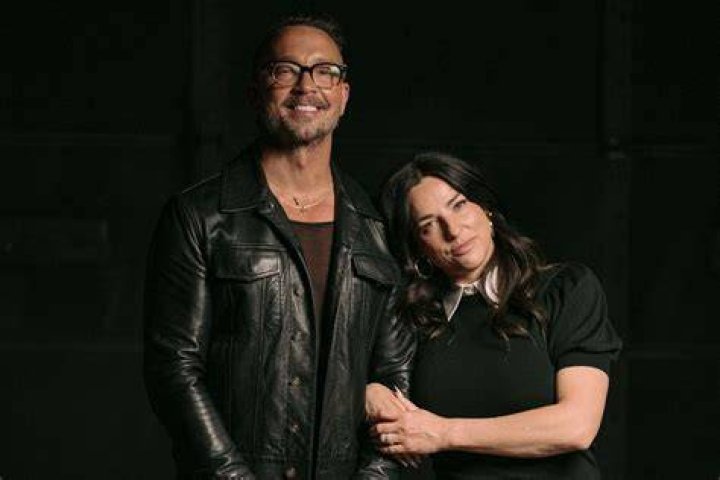 Carl Lentz Admits He Cheated On Wife After Being Fired From Hillsong – Hollywood Life