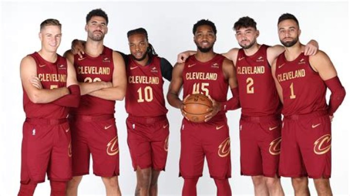 Celebrity Fans Of The Cleveland Cavaliers — PICS