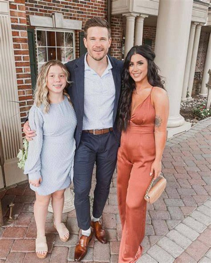 Chelsea Houska Stuns In Red Mini Dress With Husband Cole & Daughter Aubree, 13: Photo