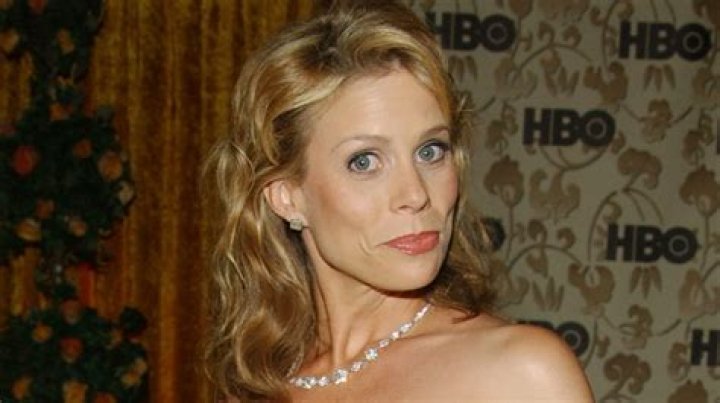 Cheryl Hines – Hollywood Life