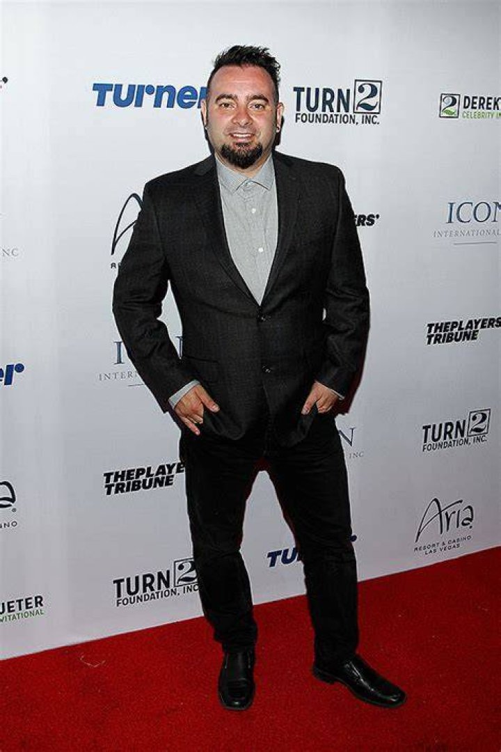 Chris Kirkpatrick Is Hummingbird On ‘The Masked Singer’: Interview – Hollywood Life