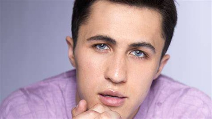 Chris Olsen Talks Pride, ‘The Book Of Queer’ & More: Interview – Hollywood Life