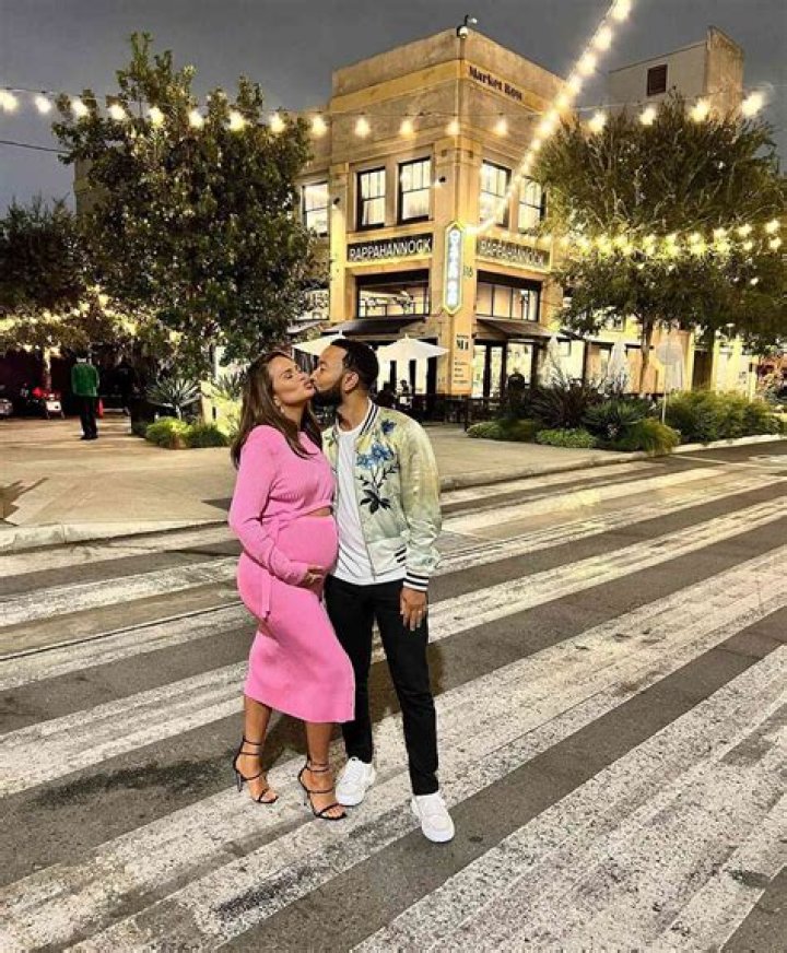 Chrissy Teigen Pregnant 2 Years After Devastating Miscarriage: See 1st Bump Photos