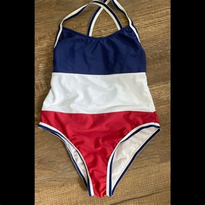 Christie Brinkley, 65, Looks Incredible In Red, White & Blue Swimsuit While Celebrating July 4th
