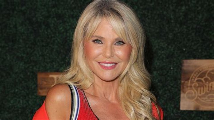 Christie Brinkley, 67, Proves She’s Ready For Summer With Black Bikini Mirror Selfie — Photo
