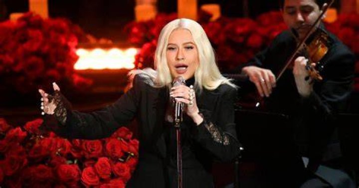 Christina Aguilera Honors Kobe & Gigi Bryant With Stunning ‘Ave Maria’ Performance