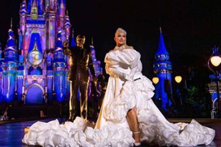 Christina Aguilera Looks Like A Princess In White Gown & Tiara At Disney World: A ‘Full Circle’ Moment