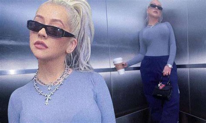 Christina Aguilera Stuns In Tight Blue Dress In New Instagram Post – Hollywood Life