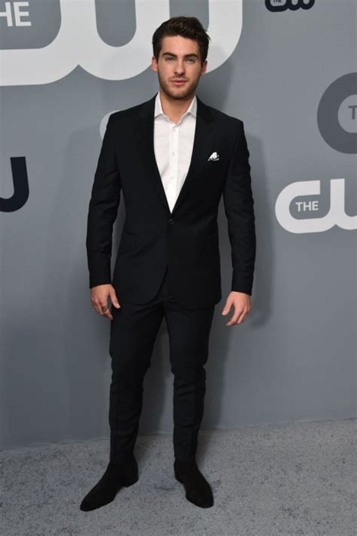 Cody Christian — Pics Of The Sexy ‘Pretty Little Liars’ Star – Hollywood Life