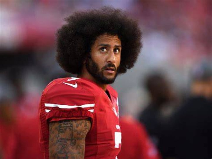 Colin Kaepernick Shows Off Throwing & Running Quarterback Skills As He Seeks New NFL Job — Watch