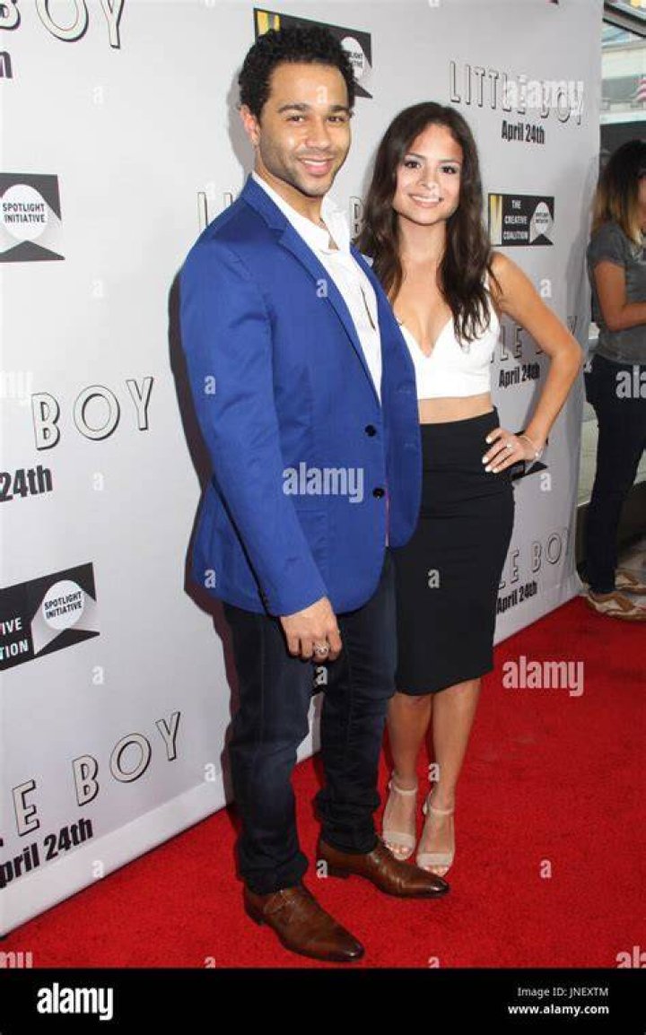 Corbin Bleu & Sasha Clements — Pics