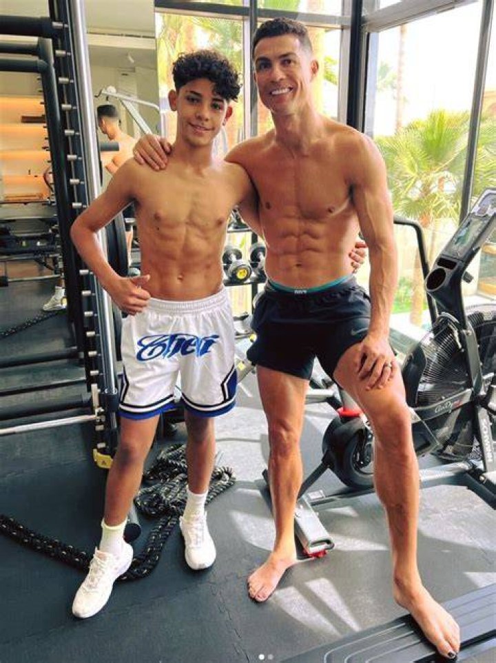 Cristiano Ronaldo & Son Pics — See Their Sweetest Moments – Hollywood Life