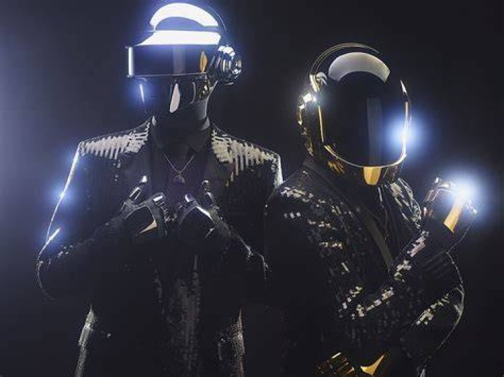 Daft Punk: Photos – Hollywood Life
