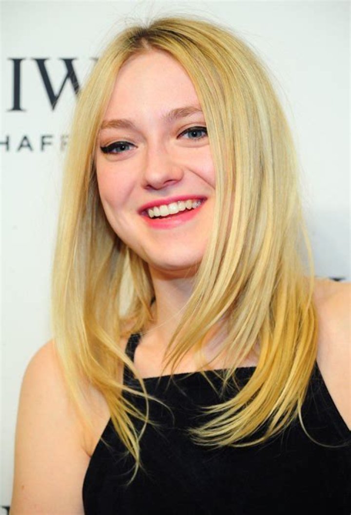 Dakota Fanning – Hollywood Life
