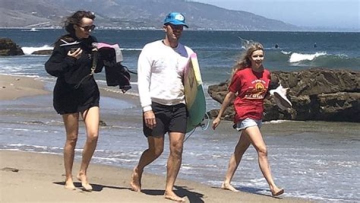 Dakota Johnson Joins Chris Martin & His Kids For Family Beach Day – Hollywood Life