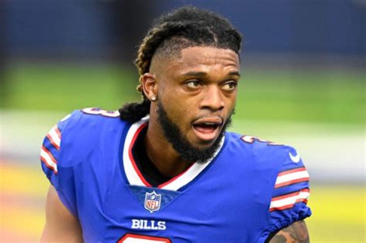 Damar Hamlin Leaves Hospital One Week After Cardiac Arrest – Hollywood Life