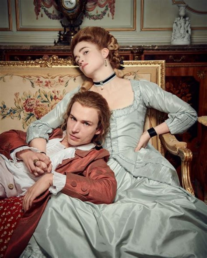 ‘Dangerous Liaisons’: Photos Of The Romantic Drama