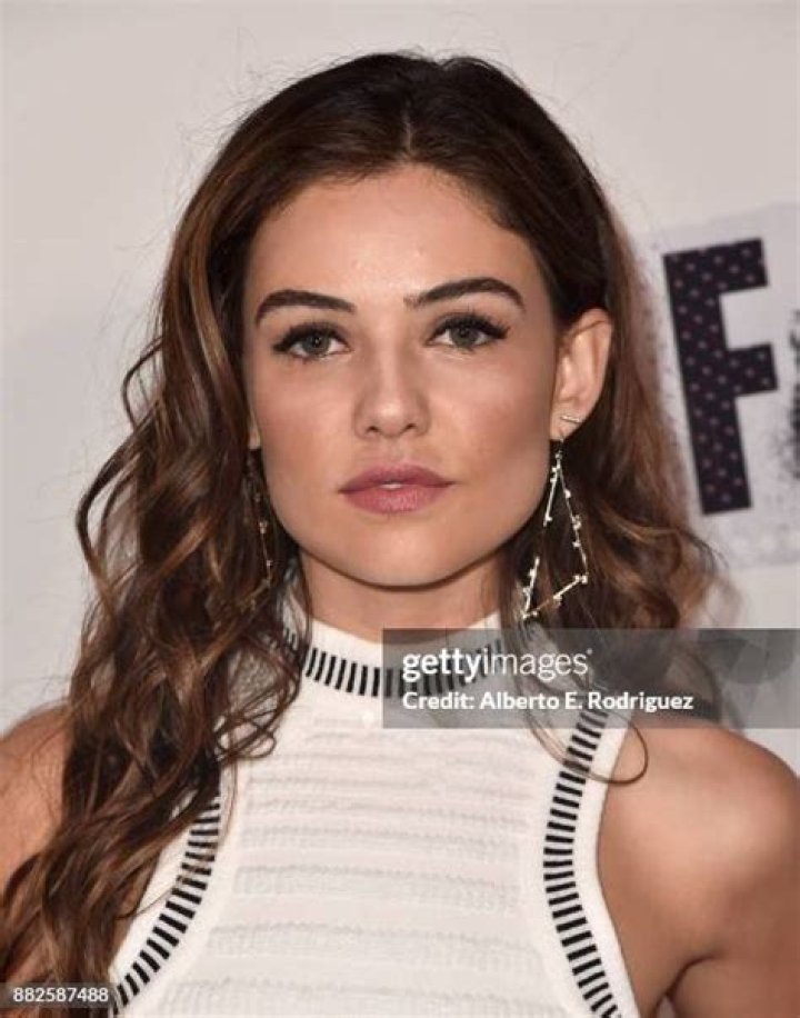 Danielle Campbell — PICS
