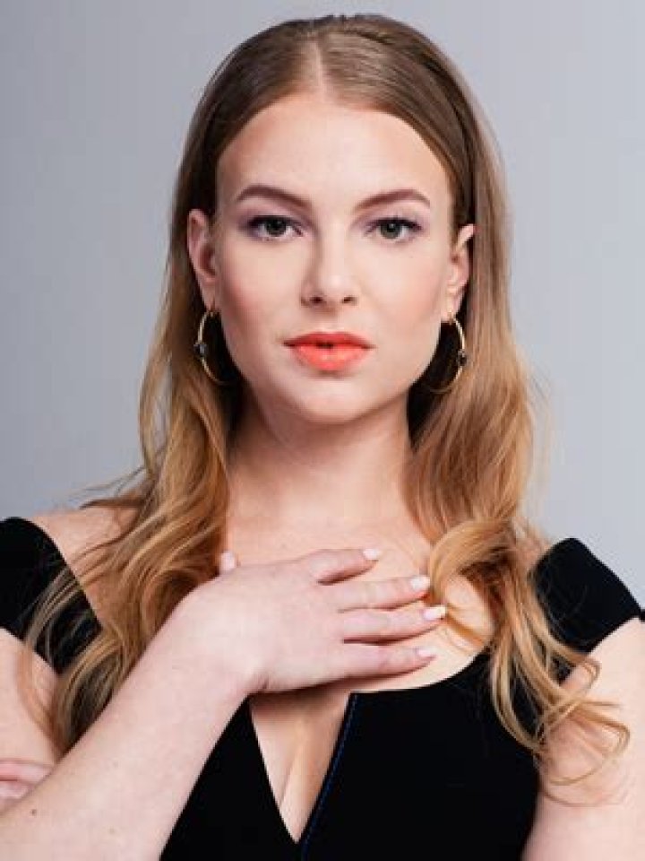 Danielle Lauder — Exclusive Photos