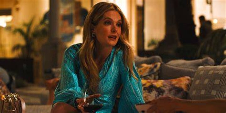 Daphne’s Bad Road — Season 2 Episode 15 – Hollywood Life