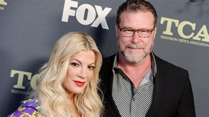 Dean McDermott Doesn’t Approve of Tori Spelling’s New Relationship – Hollywood Life