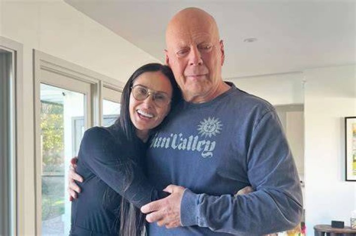 Demi Moore Gives an Update About Ex Bruce Willis Amid His Dementia Diagnosis
