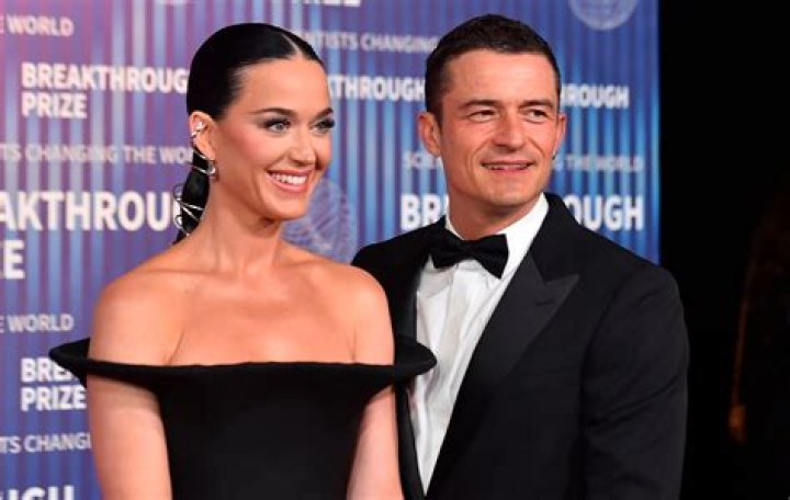 Did Katy Perry & Orlando Bloom Elope In Prague? Friends Reportedly Buzzing That They’re Married
