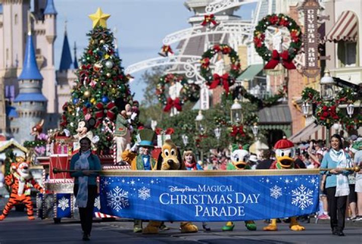 Disney Parks Magical Christmas Day Parade — PICS
