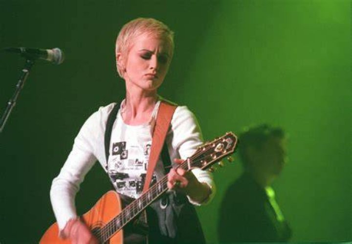 Dolores O’Riordan: 5 Things To Know About The Late Lead Singer Of The Cranberries