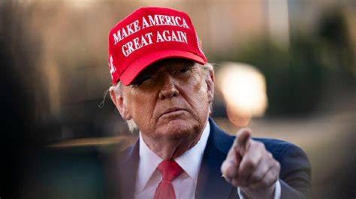 Donald Trump Doesn’t Get ‘Curb Your Enthusiasm’ MAGA Hate Joke: Tweet – Hollywood Life