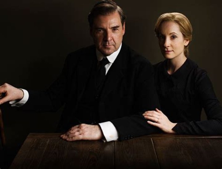 ‘Downton Abbey’ Recap — Anna Tells Bates She’s Pregnant & Lady Mary Finds Love – Hollywood Life