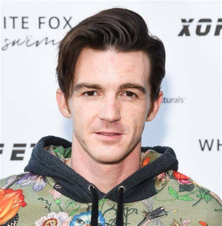 Drake Bell Celebrity Profile – Hollywood Life