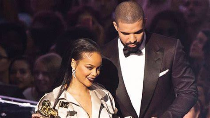 Drake Cheated On Rihanna? — Report Claims He Hooked Up With Model In Germany – Hollywood Life