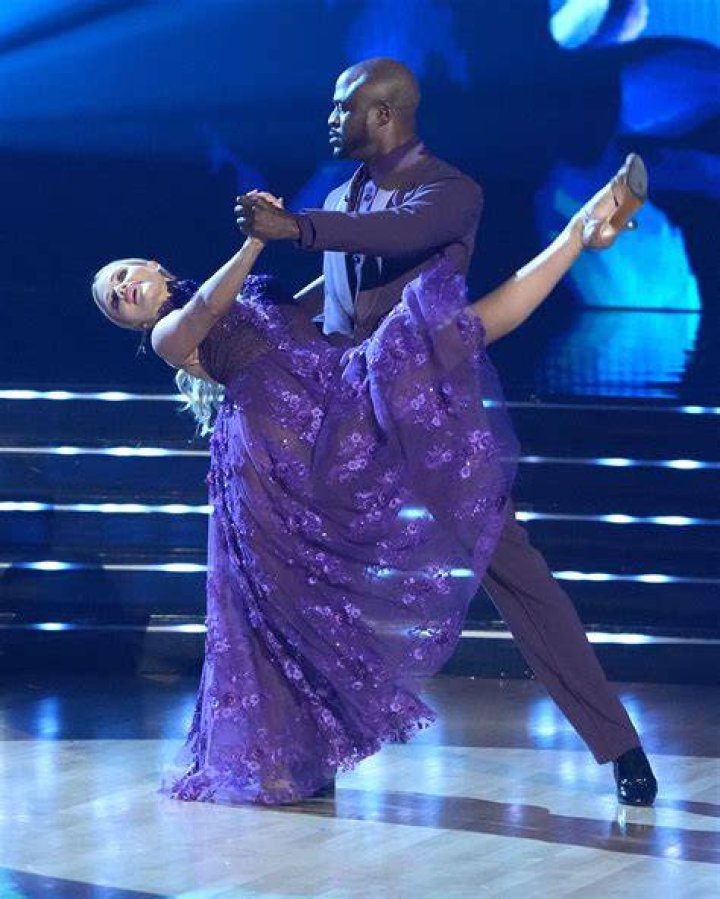 ‘DWTS’ Most Memorable Year — A Heartbreaking Week 4 Elimination – Hollywood Life