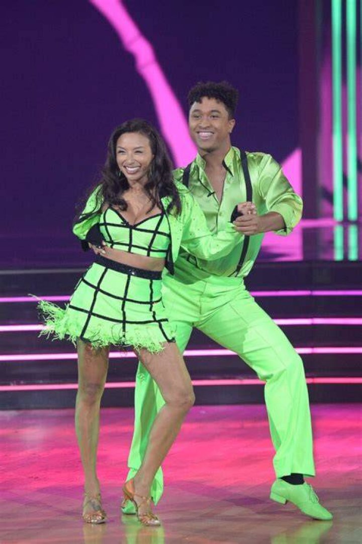 ‘DWTS’ Star Jeannie Mai Admits Brandon Armstrong’s ‘Tough Love’ Reminds Her Of Her Mom