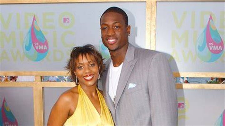Dwyane Wade’s Ex Suing Over Trans Daughter – Hollywood Life