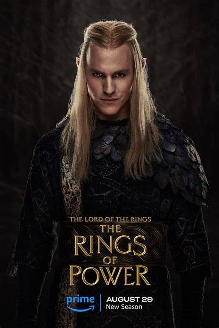 Elijah Wood & More ‘LOTR’ Stars Support ‘Rings Of Power’ Cast Against Racist Trolls
