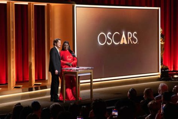 Elton John Reigns Supreme At The Oscars With Incredible Performance Of ‘Love Me Again’