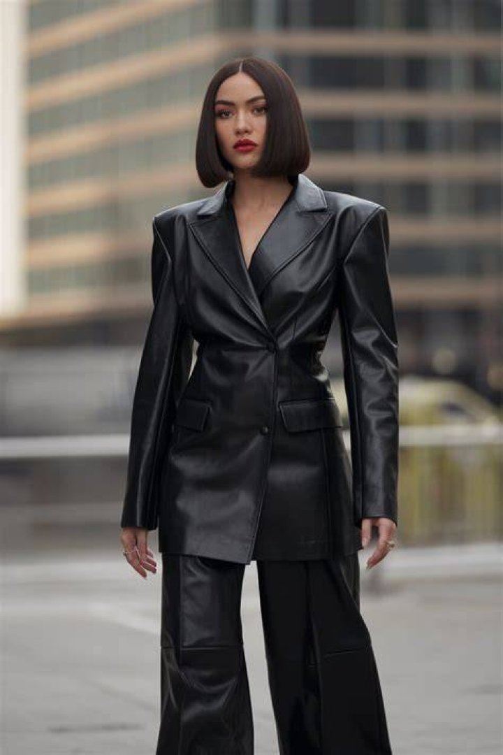 Emily Ratajkowski Slays In An Unbuttoned Blazer With Nothing Underneath In Hot New Pics