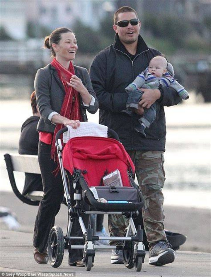 Evangeline Lilly Baby Born — Norman Kali & Star Welcome Second Baby – Hollywood Life