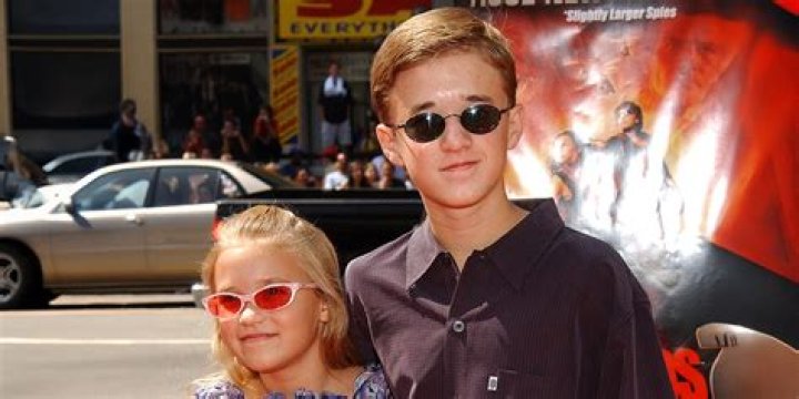 Everything To Know About His 3 Siblings – Hollywood Life