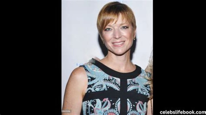 Everything To Know About Lisa Rinehart – Hollywood Life