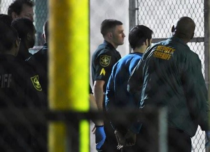 Fort Lauderdale Airport Shooting: Shocking Pics From The Scene In Florida — Photos