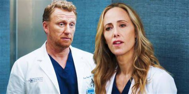 ‘Grey’s Anatomy’: Teddy Seeks Advice From Meredith As Owen & Amelia Grow Closer